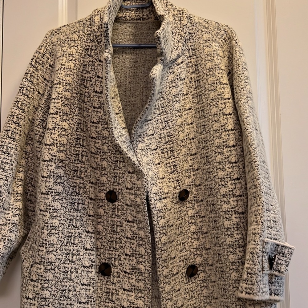Coat - Picture 4 of 7